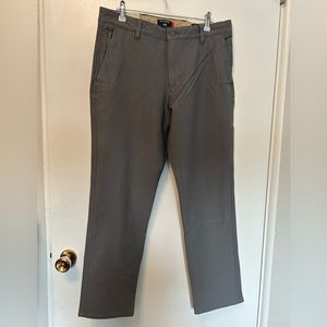 Dockers Comfort Fit Chinos (NWT)